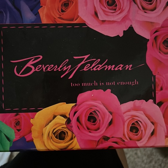 Beverly Feldman - Picture 7 of 9